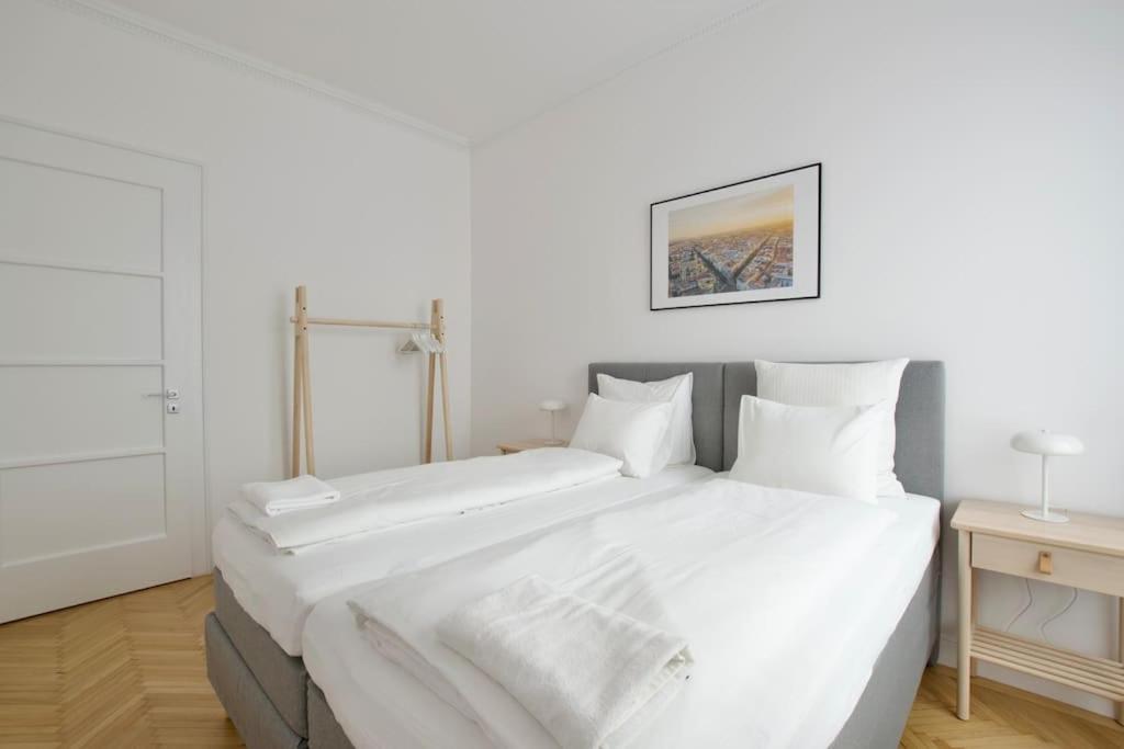 Premium Apartment By Hi - Central 2 Bedroom - Best View Βουδαπέστη Εξωτερικό φωτογραφία