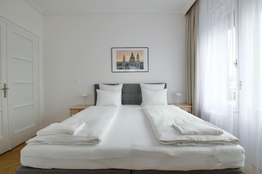 Premium Apartment By Hi - Central 2 Bedroom - Best View Βουδαπέστη Εξωτερικό φωτογραφία